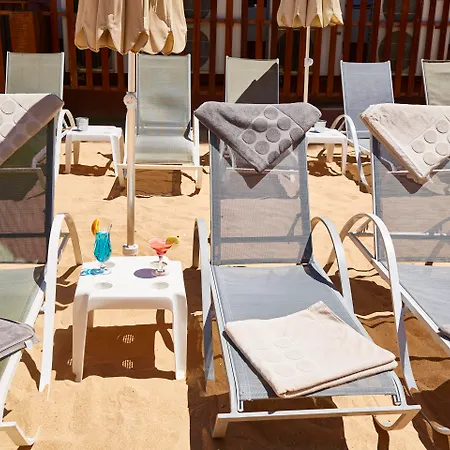 Coral & - Adults Only Hotel