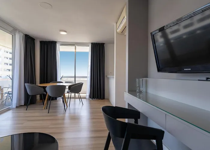 酒店 Coral & - Adults Only